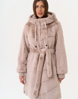 Купить Женская шуба из эко меха с капюшоном в каталоге Искусственные шубы