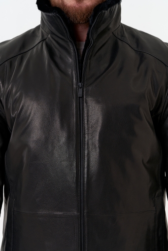 Миниатюра фотографии Мужская дубленка черного цвета