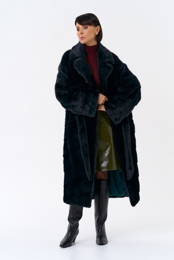 Миниатюра фотографии Зеленая шуба из норки