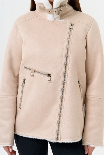 Миниатюра фотографии Светлая дубленка из эко замши