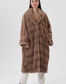 Купить Шуба оверсайз с английским воротником  в каталоге Норковые шубы