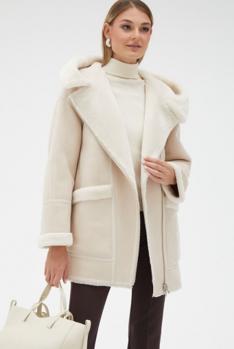 Миниатюра фотографии Женская удлиненная дубленка из эко кожи