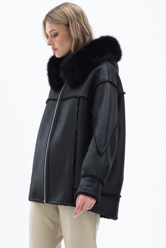 Миниатюра фотографии Женская дубленка из эко кожи с капюшоном