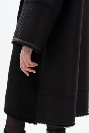 Миниатюра фотографии Женская двухсторонняя дубленка из эко кожи с воротником стойкой