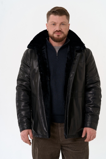 Миниатюра фотографии Мужская дубленка черного цвета с капюшоном