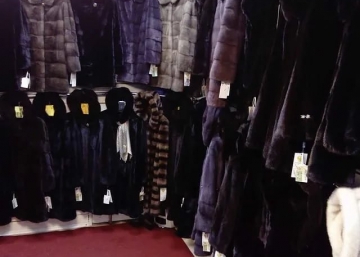Магазин Королева Югры, где можно купить Куртки в Нефтеюганске