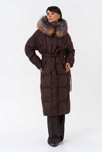 Миниатюра фотографии Женский пуховик с отделкой из меха блюфрост