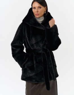 Купить Женская шуба из эко меха с капюшоном в каталоге