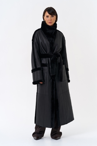 Миниатюра фотографии Женская двухсторонняя дубленка с воротником стойкой