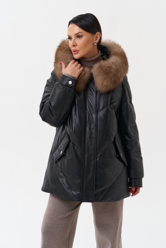 Миниатюра фотографии Женский кожаный пуховик с капюшоном