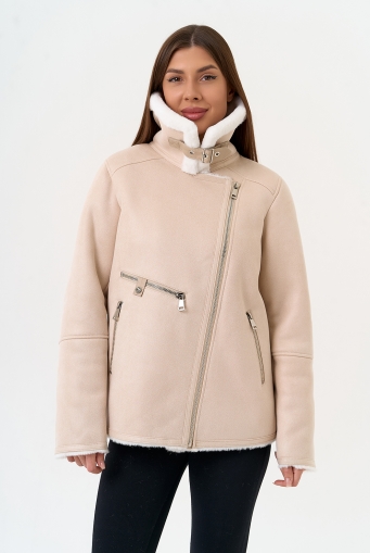 Миниатюра фотографии Светлая дубленка из эко замши