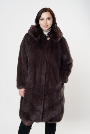 Миниатюра фотографии Шуба из норки с капюшоном