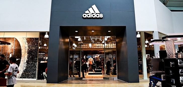 Фотография салона Adidas