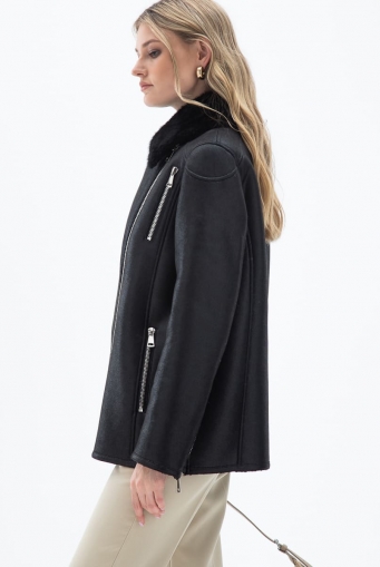 Миниатюра фотографии Женская дубленка из эко кожи с отделкой из эко меха