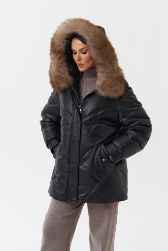 Миниатюра фотографии Женский кожаный пуховик с капюшоном