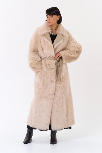 Миниатюра фотографии Женская двухсторонняя дубленка с поясом