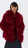 Миниатюра фотографии Красная шуба из ламы