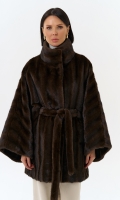 Миниатюра фотографии Женская шуба из эко меха с воротником стойкой