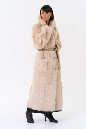 Миниатюра фотографии Женская двухсторонняя дубленка с поясом