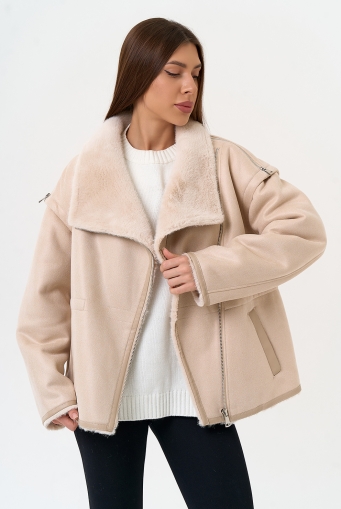 Миниатюра фотографии Женская дубленка из эко замши с отложным воротником