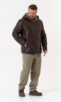 Миниатюра фотографии Мужская дубленка коричневого цвета с капюшоном
