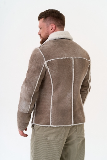 Миниатюра фотографии Светлая мужская дубленка