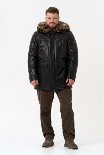 Миниатюра фотографии Мужская куртка с капюшоном на мехе из волка
