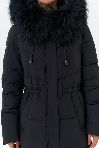 Миниатюра фотографии Женский пуховик с капюшоном из меха чернобурки