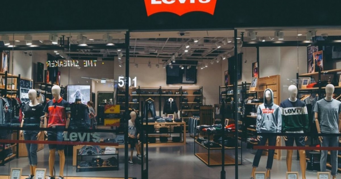 Фотография салона Levi's в ТРЦ Сургут Сити Молл